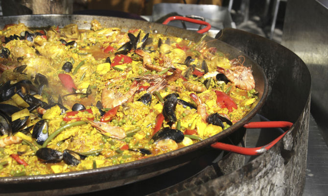 Paella valenciana